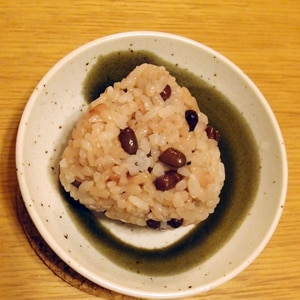 食べやすい☆お赤飯のおにぎり